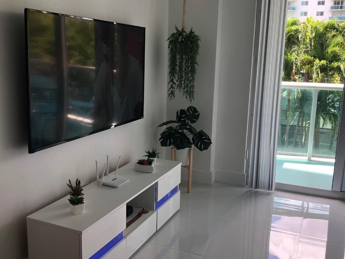 The Blue Island Apartman Miami Beach Kültér fotó